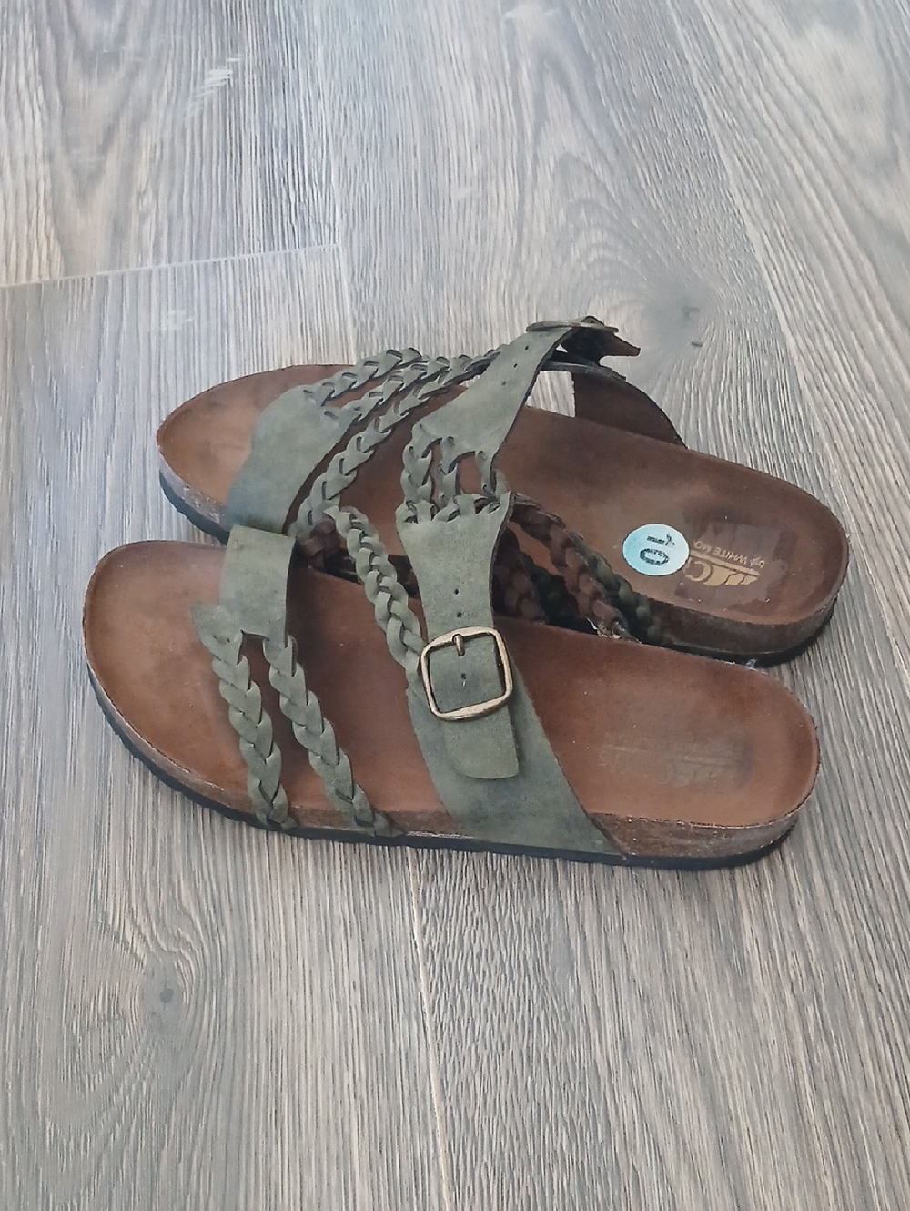 CLIFFF BY WHITE MOUNTAIN Men’s Olive Braided Slide Sandals with Buckle